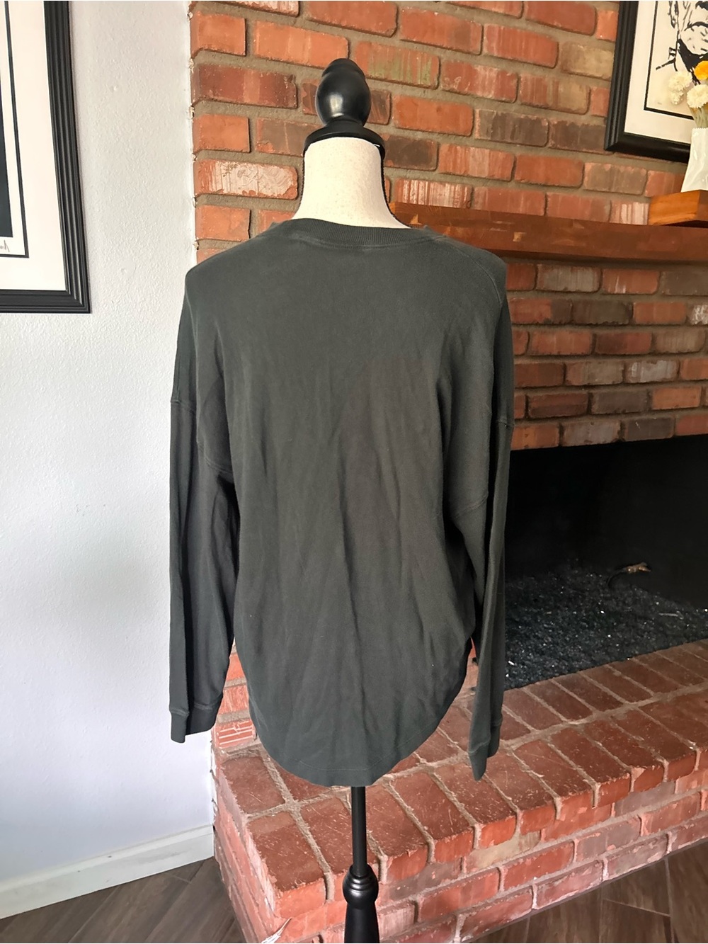 Jenni Kayne Boyfriend Long Sleeve Tee in Black Sz XXS - Picture 9 of 11